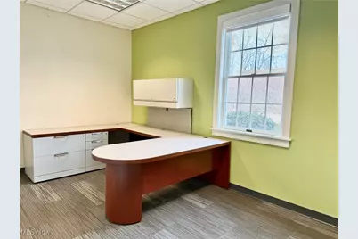 6020 Manchester Road, Akron, OH 44319 - Photo 18