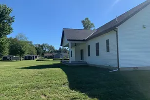 1775 Green Rd, Madison, OH 44057 - Photo 10