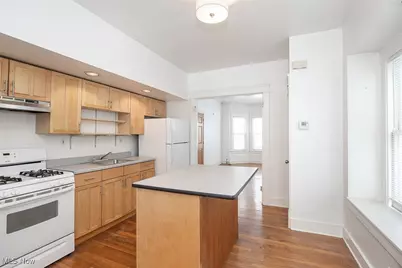 6911 Franklin Boulevard, Loveland, OH 44102 - Photo 2