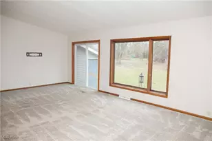 1038 E 21st St, Ashtabula, OH 44004 - Photo 6