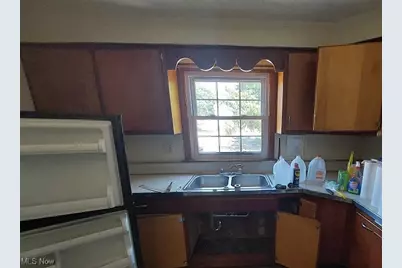 313 Main Street, Wintersville, OH 43953 - Photo 10