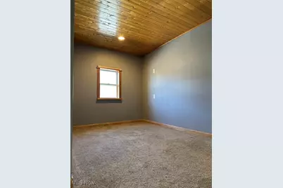 2046 Ohio Avenue, East Liverpool, OH 43920 - Photo 18