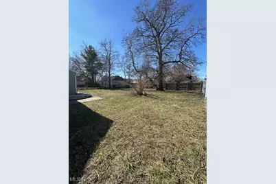 1820 Long Avenue, Lorain, OH 44052 - Photo 32