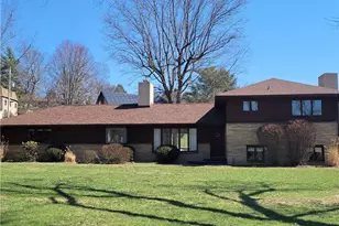 390 Oak Park Rd, Cadiz, OH 43907 - Photo 2