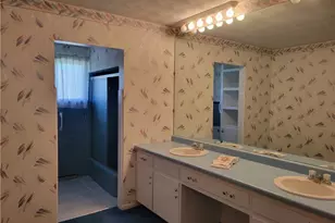 390 Oak Park Rd, Cadiz, OH 43907 - Photo 34