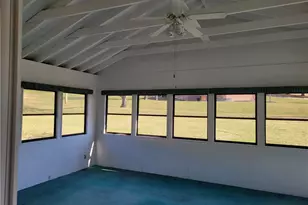 390 Oak Park Rd, Cadiz, OH 43907 - Photo 24