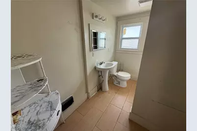 405 Drake Avenue, Youngstown, OH 44505 - Photo 14