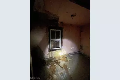 5827 Portage Avenue, Loveland, OH 44127 - Photo 18