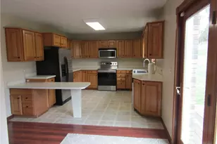 230 Bryden Rd, Weirton, WV 26062 - Photo 10