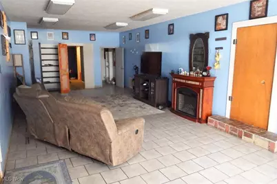 39 E Main Street, Crooksville, OH 43731 - Photo 4