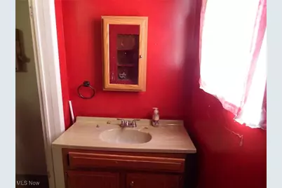 39 E Main Street, Crooksville, OH 43731 - Photo 24