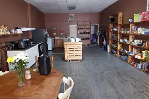 39 E Main St, Crooksville, OH 43731 - Photo 2