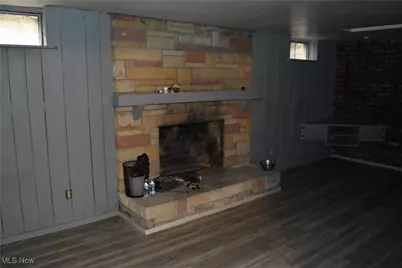 70392 Barton Road, St Clairsville, OH 43950 - Photo 10