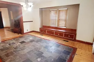 1694 E 90th St, Loveland, OH 44106 - Photo 4