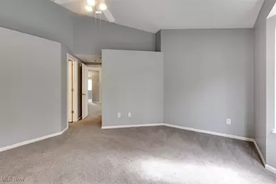 362 Village Pointe Drive, Akron, OH 44313 - Photo 18