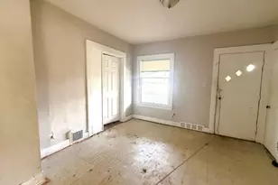 1276 E 133rd St, East Cleveland, OH 44112 - Photo 6