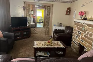 152 Regent St, Youngstown, OH 44507 - Photo 4