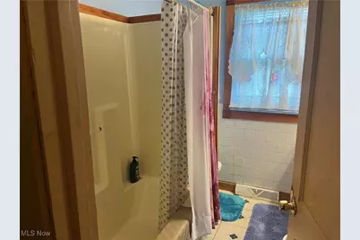 152 Regent Street, Youngstown, OH 44507 - Photo 6