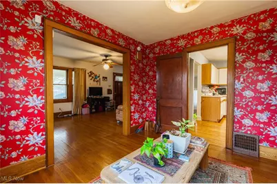 1051 Brown Street, Akron, OH 44301 - Photo 12