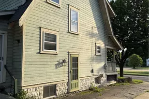 1051 Brown St, Akron, OH 44301 - Photo 4