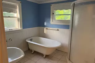 1051 Brown St, Akron, OH 44301 - Photo 16