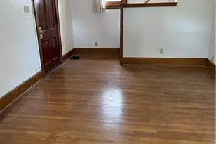 1051 Brown St, Akron, OH 44301 - Photo 10