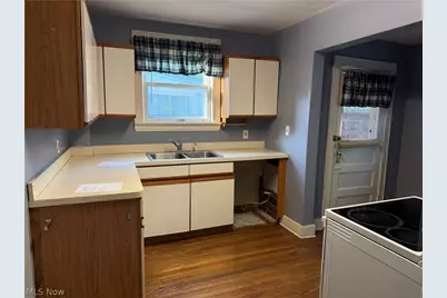 1051 Brown Street, Akron, OH 44301 - Photo 6