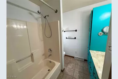 3970 Central Avenue, Shadyside, OH 43947 - Photo 6