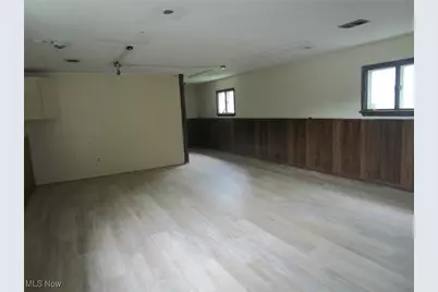 559 549 E Main Street, Geneva, OH 44041 - Photo 10