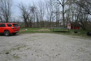 559 549 E Main St, Geneva, OH 44041 - Photo 18