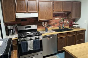 1239 Woodledge Dr, Mineral Ridge, OH 44440 - Photo 4