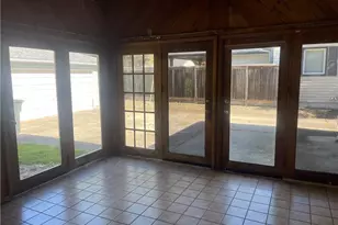 1166 Raymond St NW, Warren, OH 44485 - Photo 22