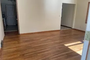 1166 Raymond St NW, Warren, OH 44485 - Photo 4