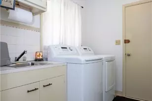 1047 Ashwood Dr, Wooster, OH 44691 - Photo 14