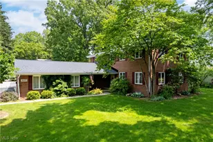 1047 Ashwood Dr, Wooster, OH 44691 - Photo 2