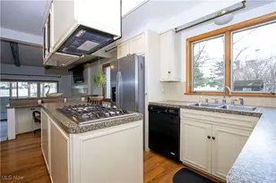 1047 Ashwood Dr, Wooster, OH 44691 - Photo 10