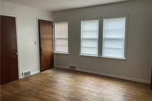 1659 Ivydale Rd, Cleveland Heights, OH 44118 - Photo 10