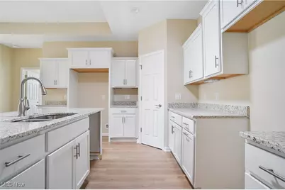 9264 Sharrott Road #1002, Poland, OH 44514 - Photo 8