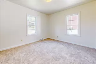 285 Beechwood Blvd, Wintersville, OH 43953 - Photo 16