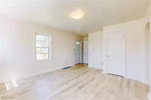 285 Beechwood Blvd, Wintersville, OH 43953 - Photo 6