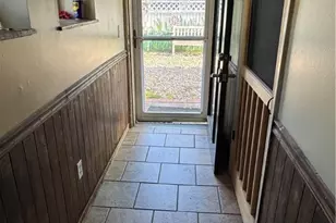 103 W 9th St, Williamstown, WV 26187 - Photo 24