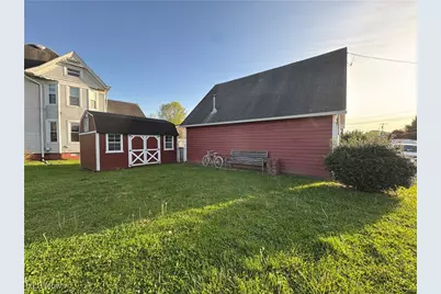 103 W 9th Street, Williamstown, WV 26187 - Photo 4