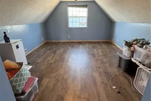 103 W 9th St, Williamstown, WV 26187 - Photo 42