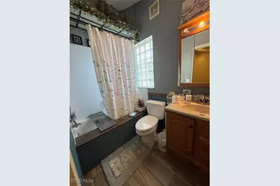 103 W 9th Street, Williamstown, WV 26187 - Photo 18