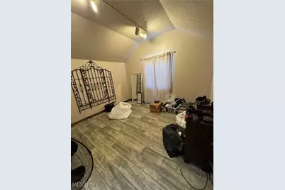 103 W 9th Street, Williamstown, WV 26187 - Photo 12