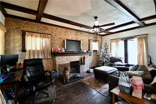 363 Maple Dr, Poland, OH 44514 - Photo 6