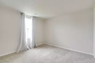 221 River Run Dr, Elyria, OH 44035 - Photo 12