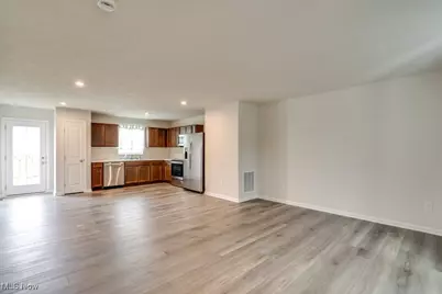 221 River Run Drive, Elyria, OH 44035 - Photo 14