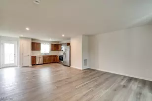 221 River Run Dr, Elyria, OH 44035 - Photo 14