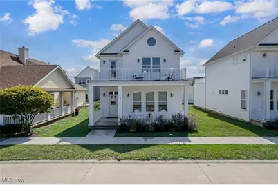 374 Bascule Drive, Lorain, OH 44052 - Photo 1